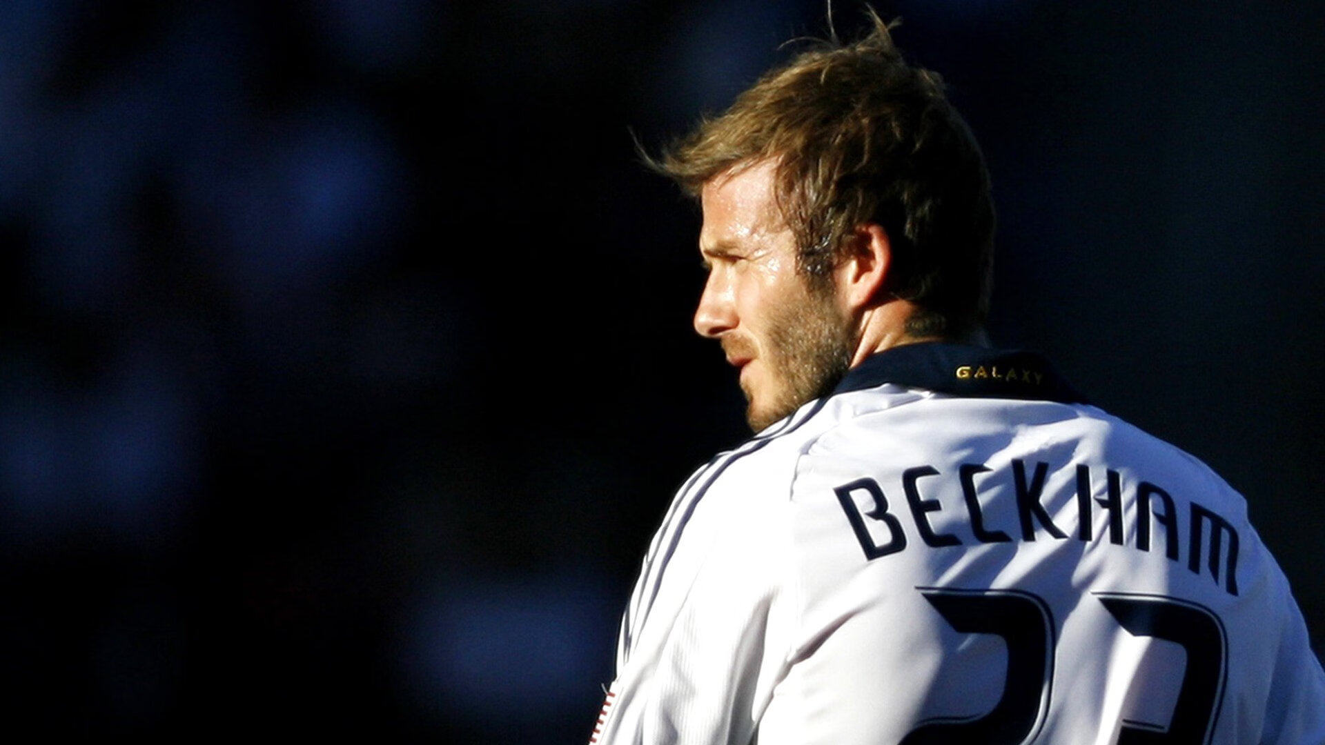 “萨尔·巴赫激励南非橄榄球：年轻力量崛起”